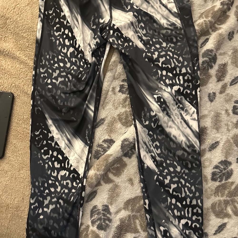Pro Player Black And Gray Patterned Leggings - image 2